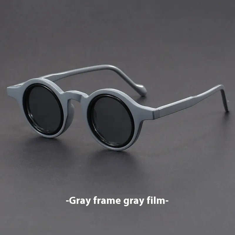 504777304-4